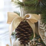 Simple homemade Christmas ornaments