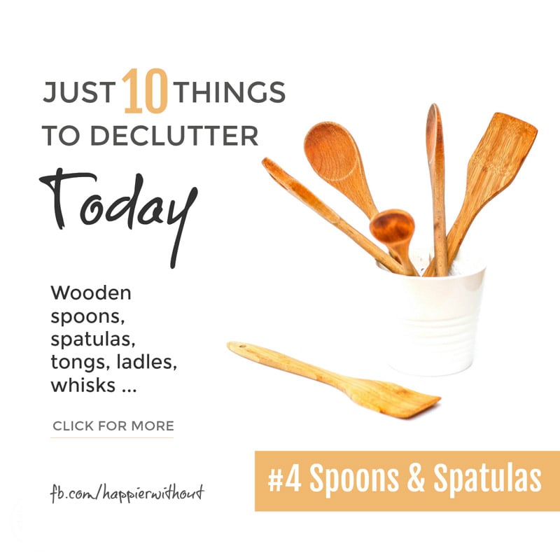 Who knew there could be so many variations on a kitchen spoon? Wooden spoons, ladles, slotted spoons, pasta spoons not to mention ten different kinds of spatula! Let go of those you never use. And enjoy the space ... #clutterfree #simplicity #organized #minimalist #just10things #happierwithout