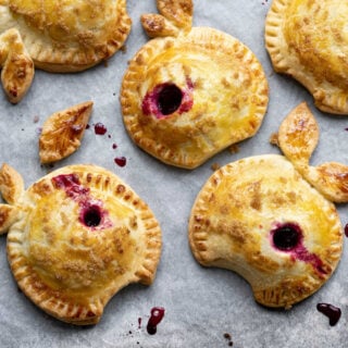 Best Blackberry Recipes With Fresh & Frozen Fruit
