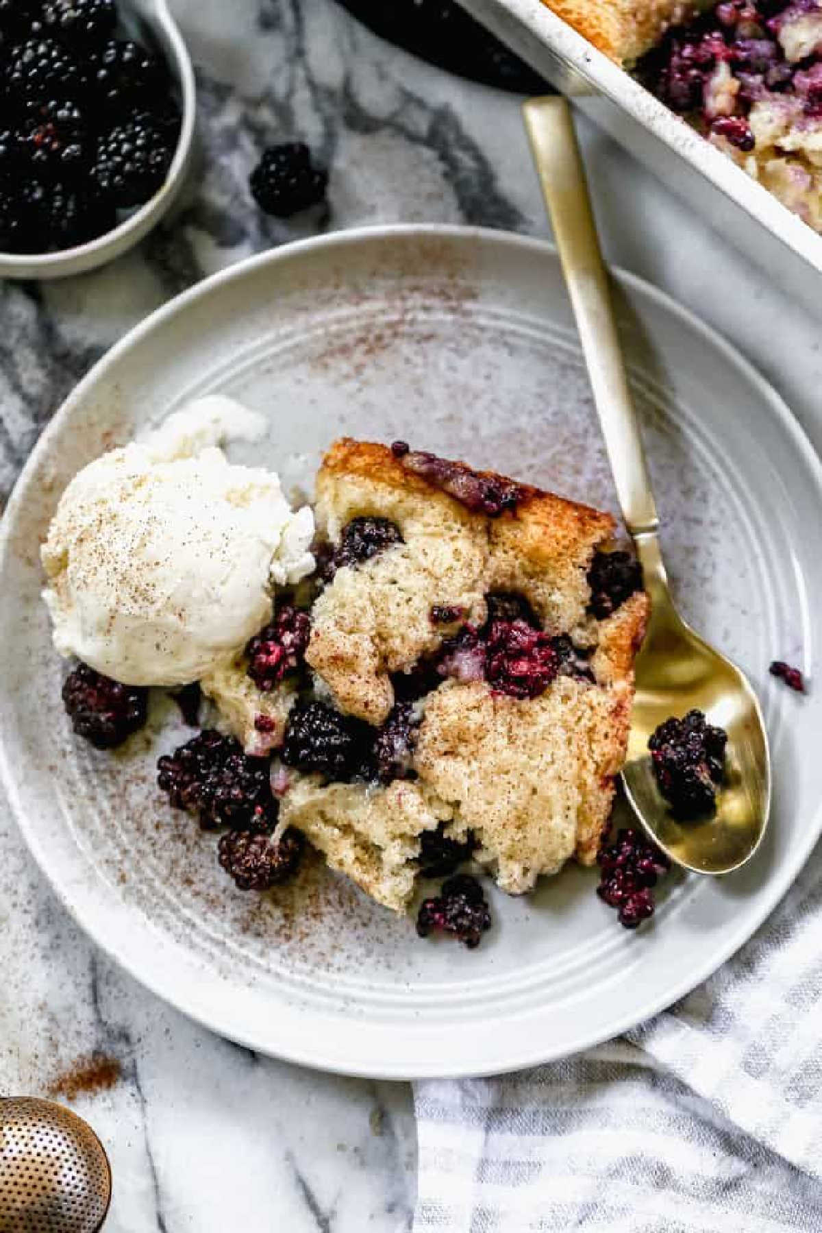 Blackberry cobbler