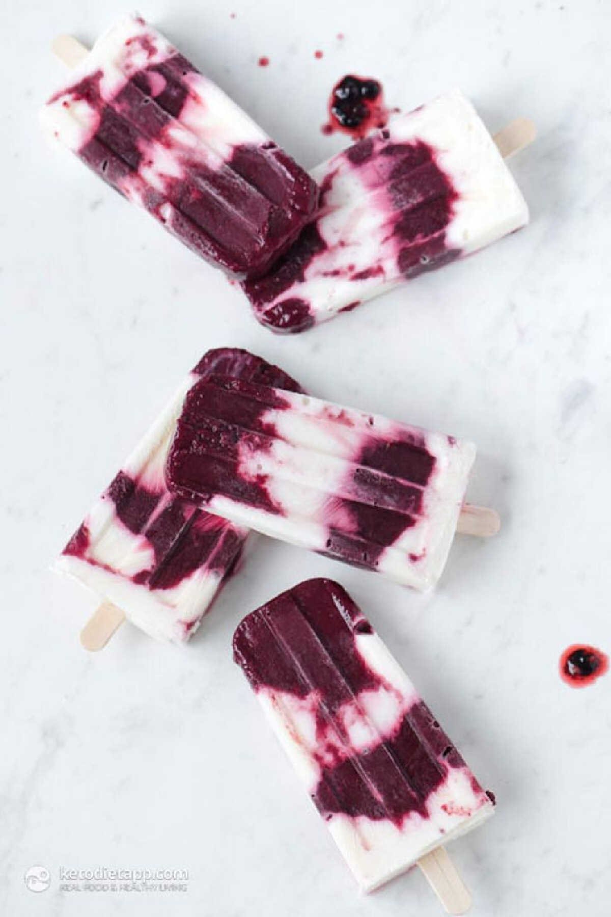 Blackberry Yoghurt Popsicle
