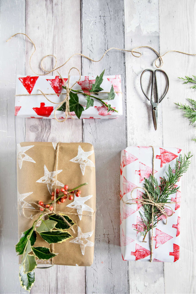 Christmas Gift Wrapping Ideas - Potato Print