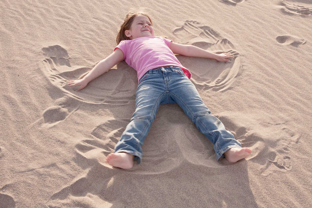 Fun Outdoor Activities With Kids On The Beach - Sand Angels