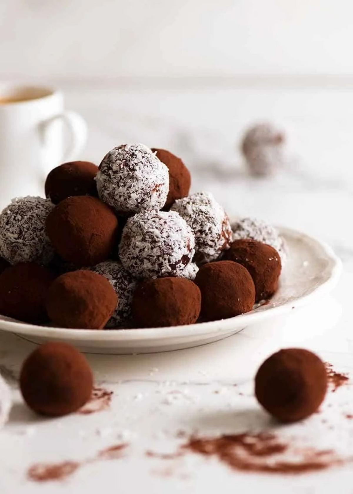 Christmas Truffles By Recipe Tin Eats