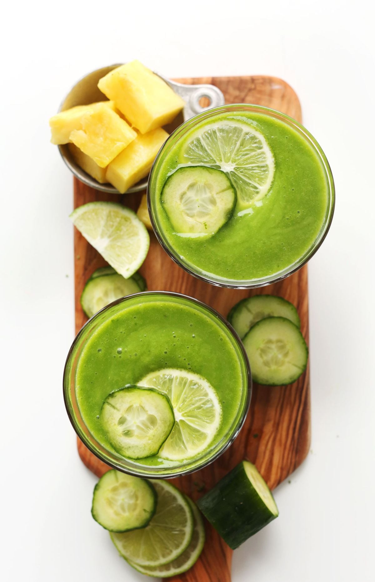 Cucumber & Pineapple Smoothie Recipe