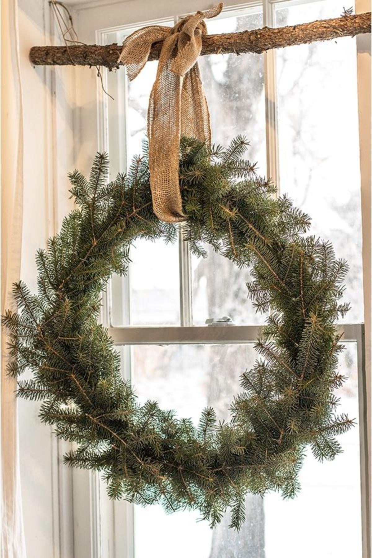 DIY Christmas Pine Wreath