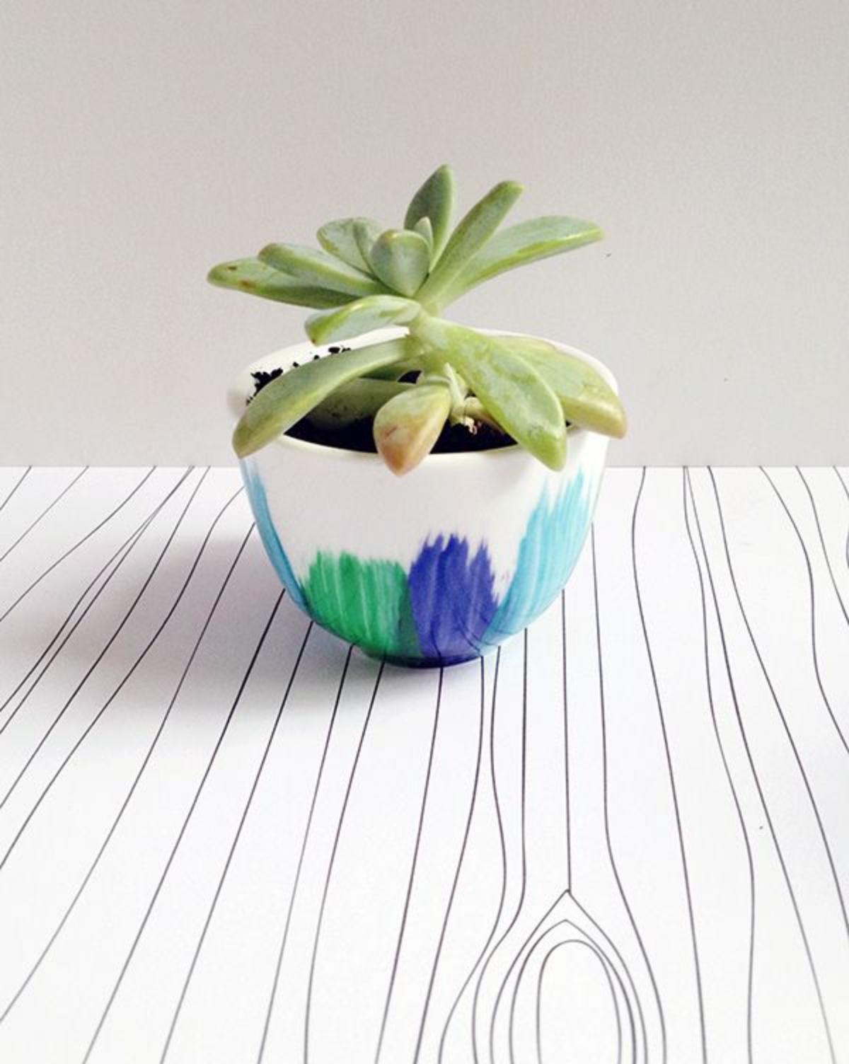 DIY Upcycled Teacup Planter