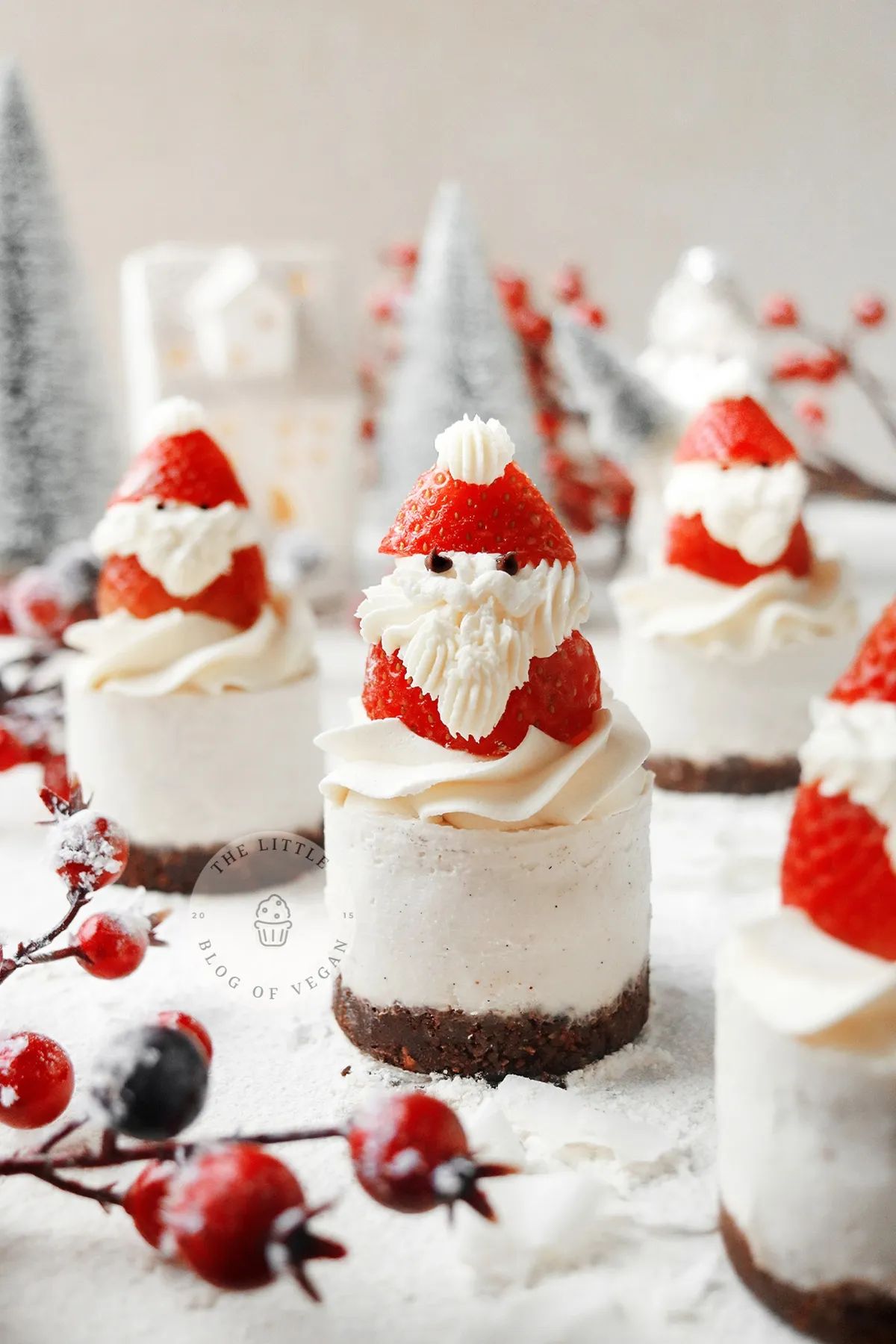 No Bake Mini Santa Cheesecakes