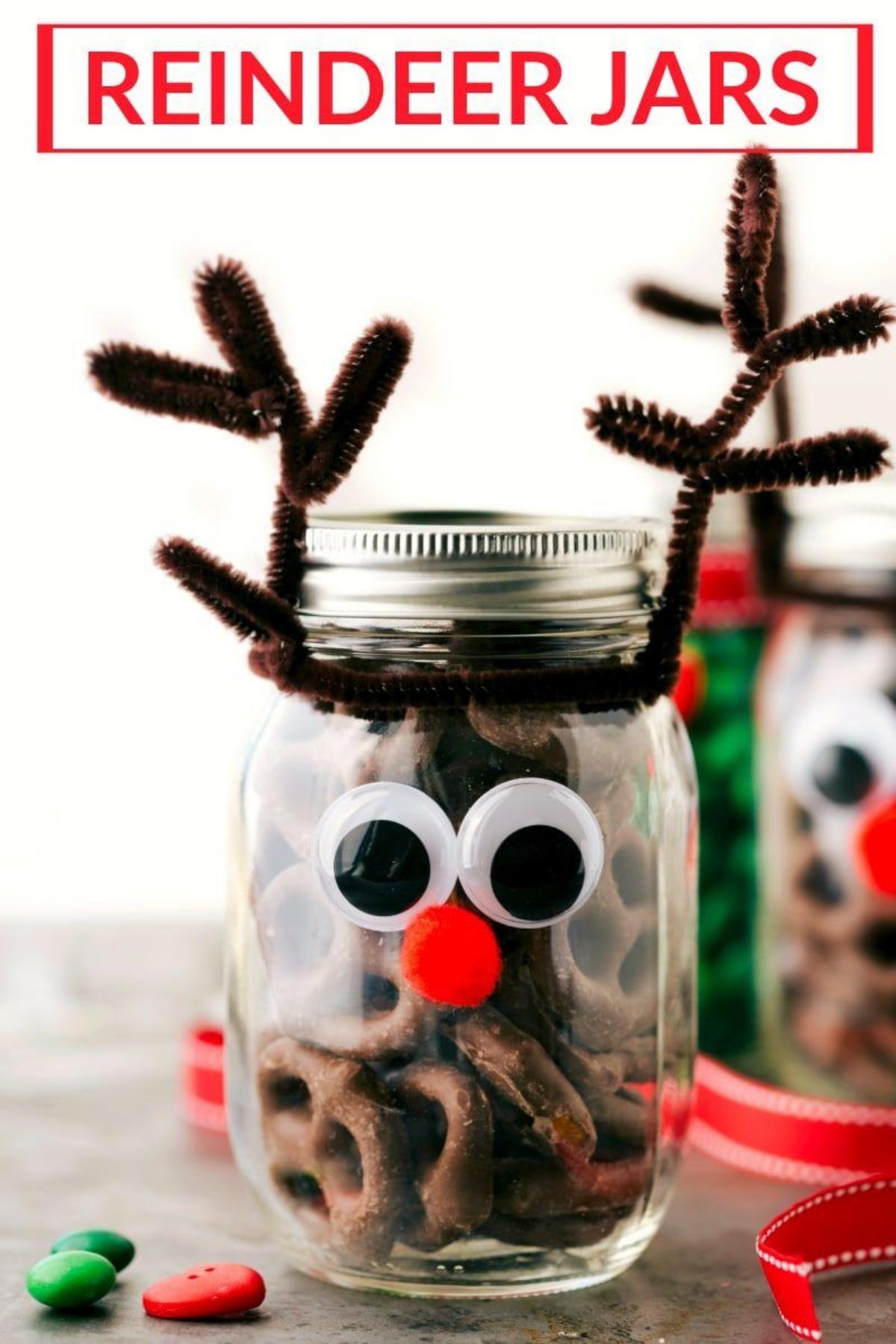 Reindeer Pretzel Mason Jar