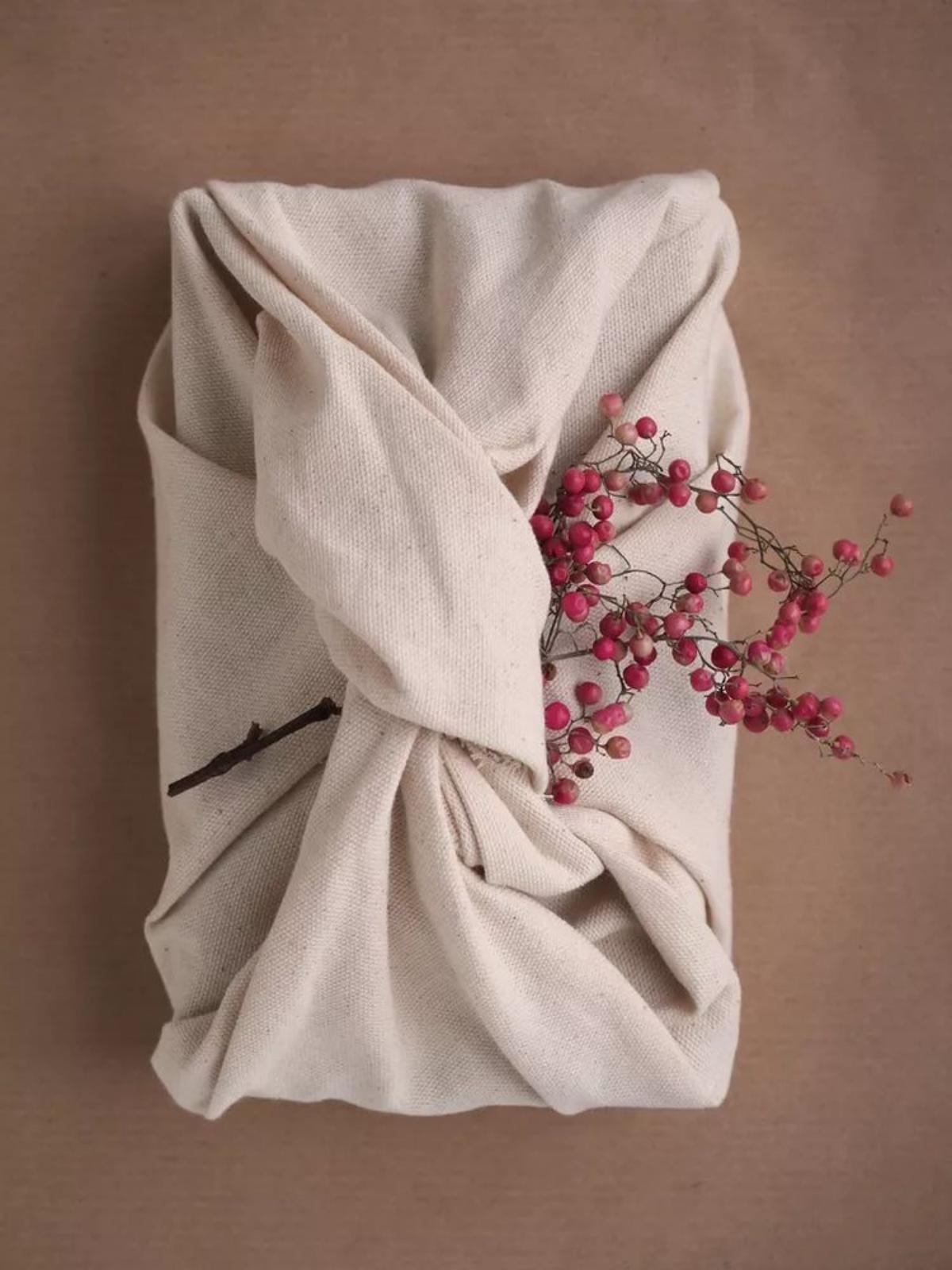 Sustainable Christmas Gift Wrap